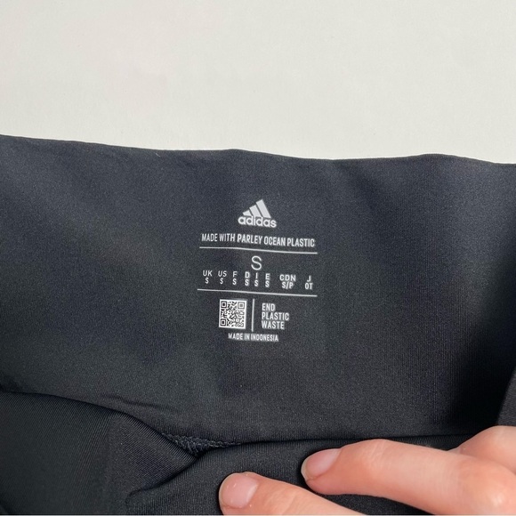 NWT ADIDAS lightweight joggers - Picture 4 of 10